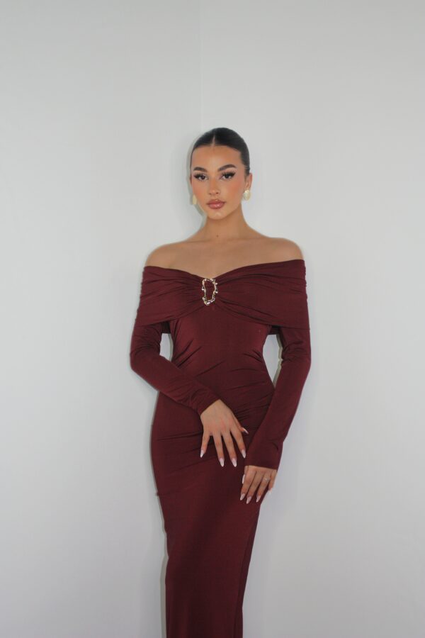 Elegant Off-Shoulder Dress